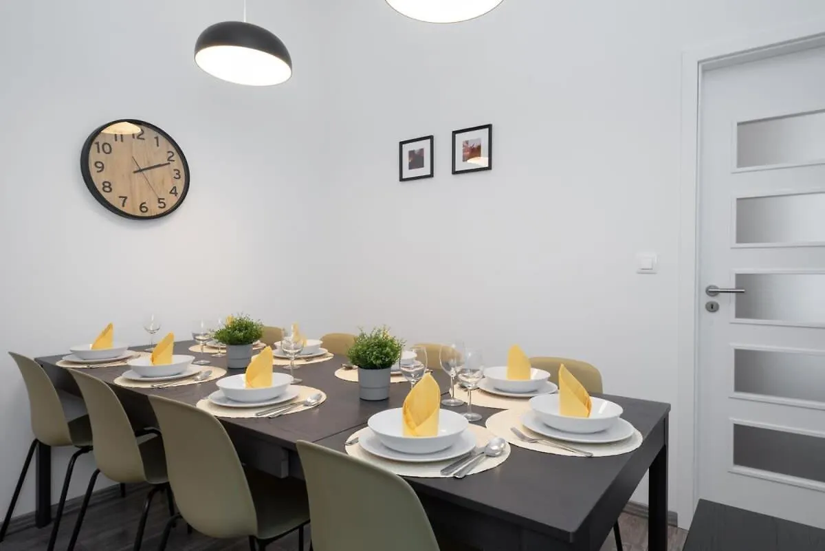 Huge Aparment In The City Center With Air Conditioning Budapest 0*,