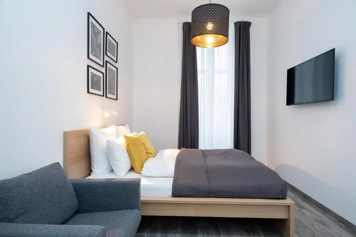 Huge Aparment In The City Center With Air Conditioning Budapest Hungary